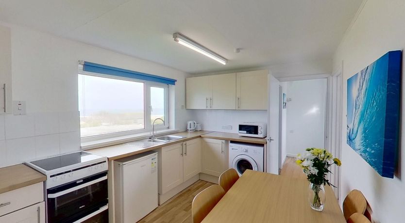 Photo of B52 Oyster, Riviere Towans