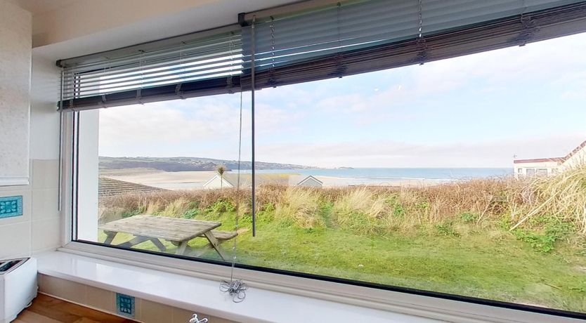 Photo of B25 Trezaren, Riviere Towans