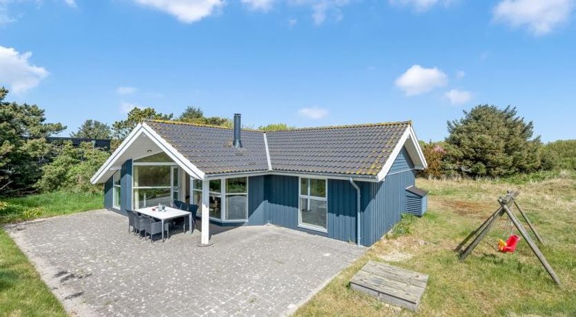 Photo of "Dagny" - 300m from the sea