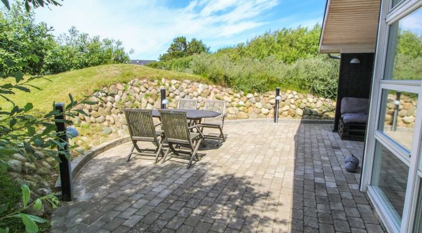 Photo of "Aatos" - 500m from the sea