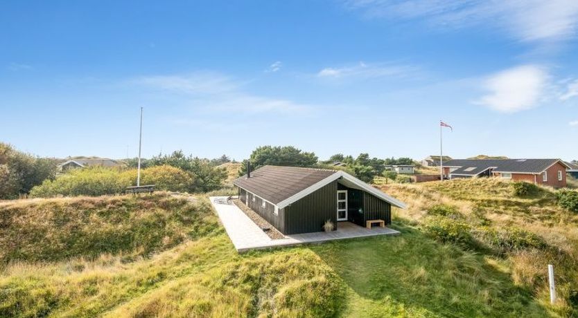 Photo of "Edvardine" - 400m from the sea