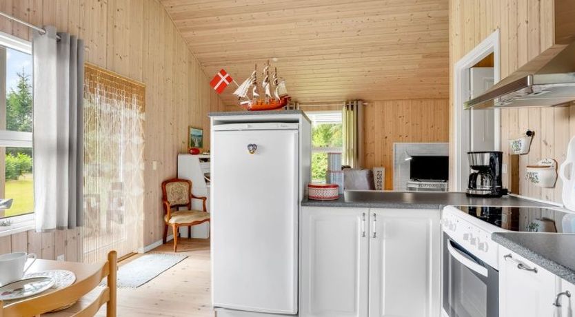 Photo of "Aleth" - 800m from the sea