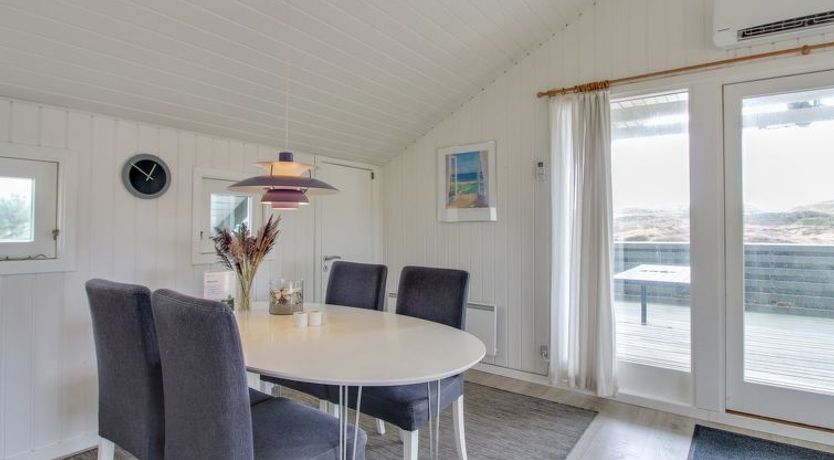 Photo of "Lilja" - 1.5km from the sea