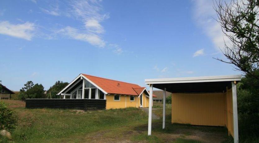 Photo of "Uma" - 400m from the sea