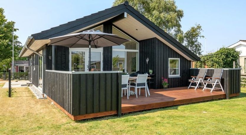 Photo of "Sighfrith" - 150m from the sea