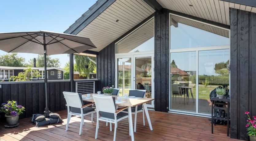 Photo of "Sighfrith" - 150m from the sea