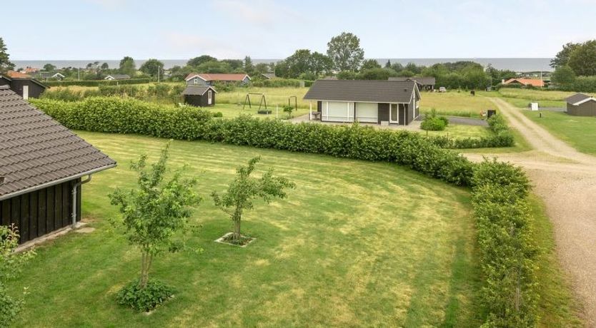 Photo of "Juliana" - 400m from the sea