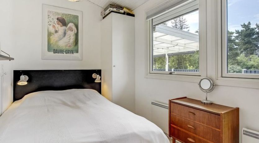 Photo of "Dierf" - 550m from the sea