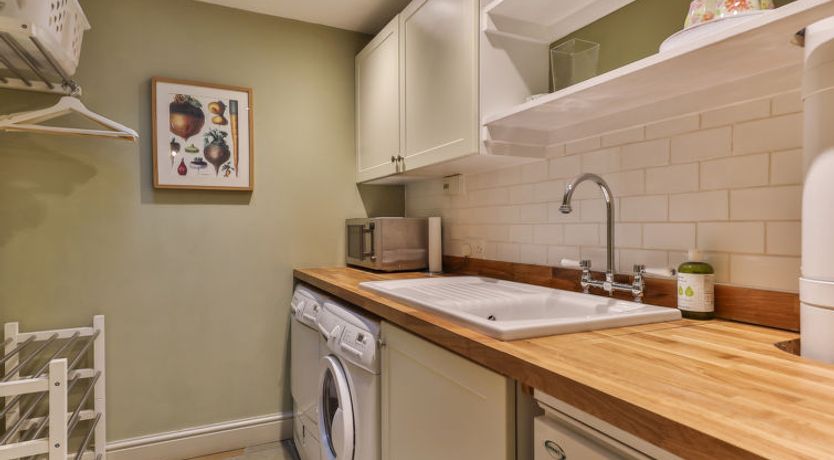 Photo of Swalebeck House