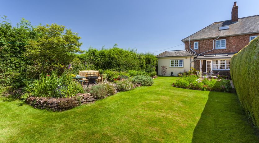Photo of The Garden Retreat at Jacobs Pond, Nr Monksilver