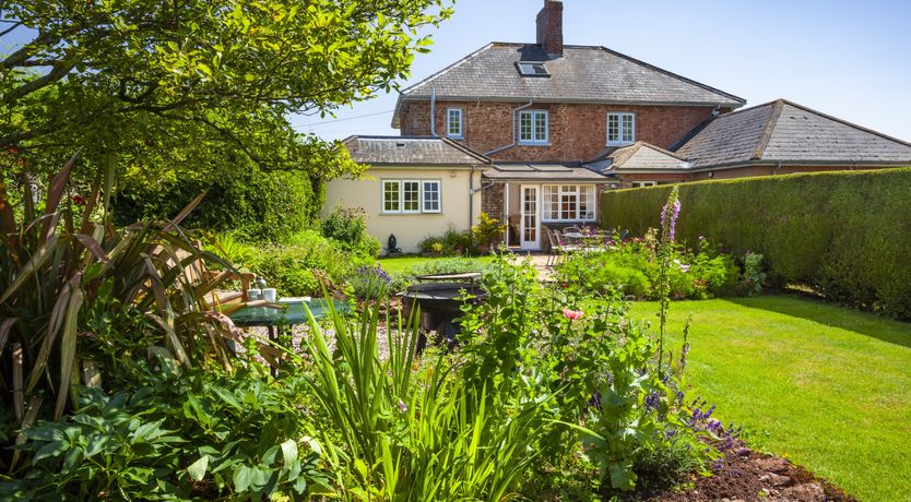 Photo of The Garden Retreat at Jacobs Pond, Nr Monksilver