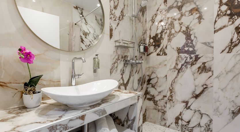 Photo of Date With The Night