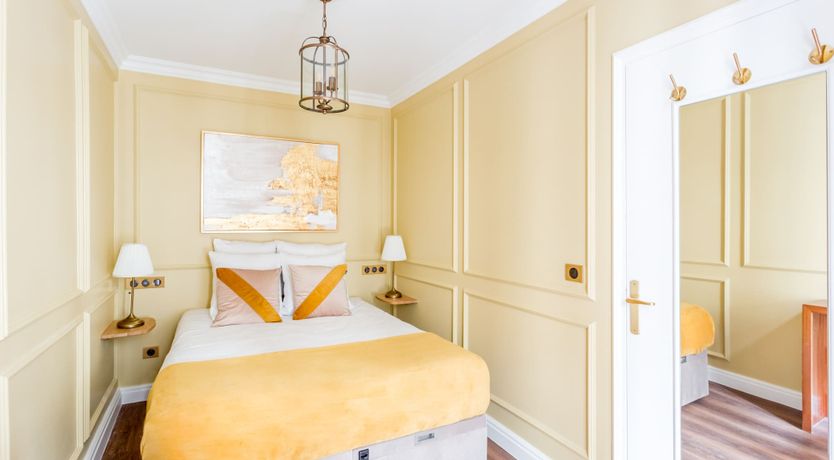 Photo of Date With The Night