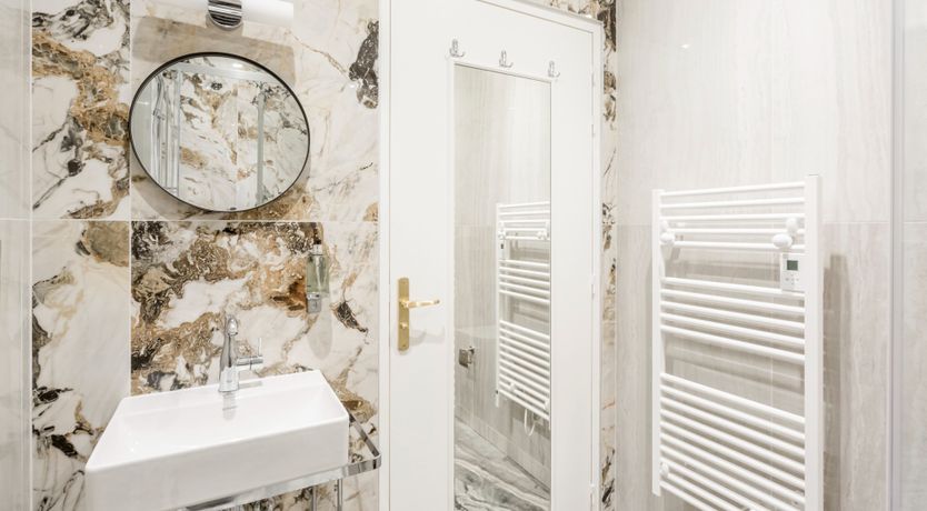 Photo of Date With The Night