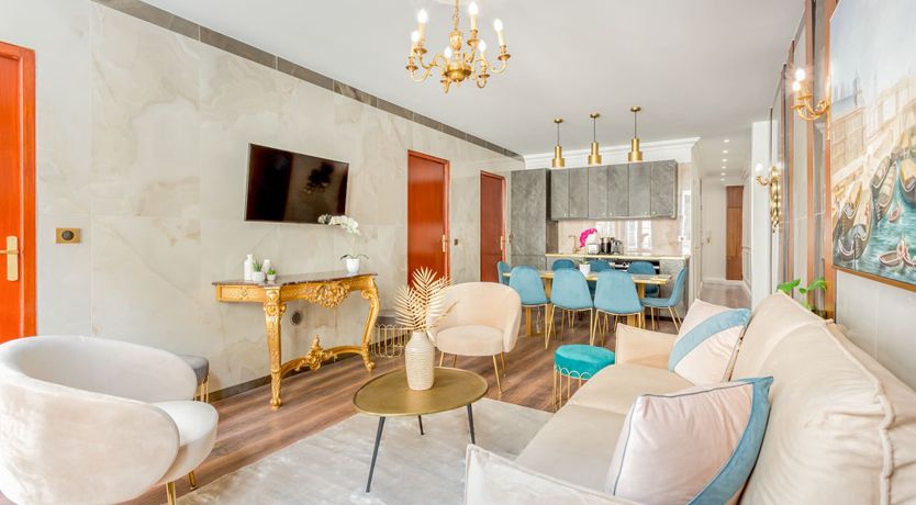 Photo of Date With The Night