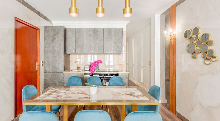 Photo of Date With The Night