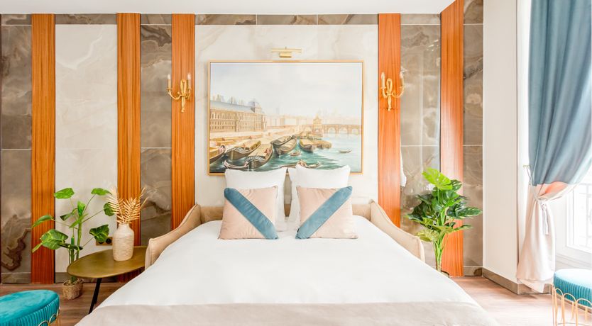 Photo of Date With The Night