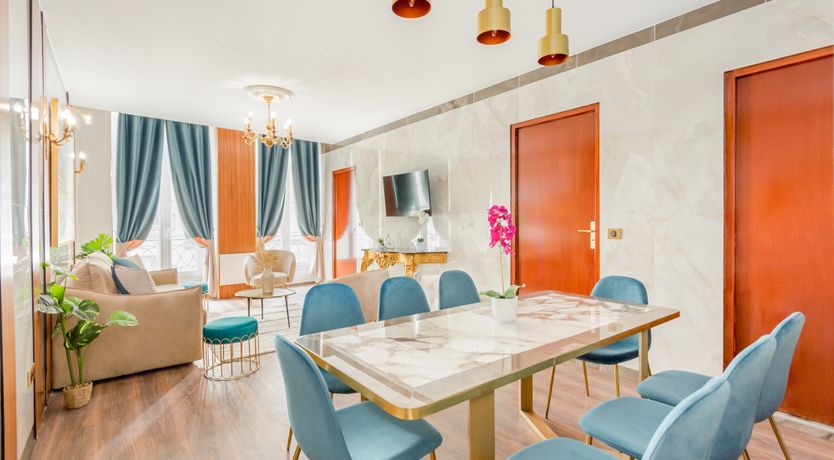 Photo of Date With The Night