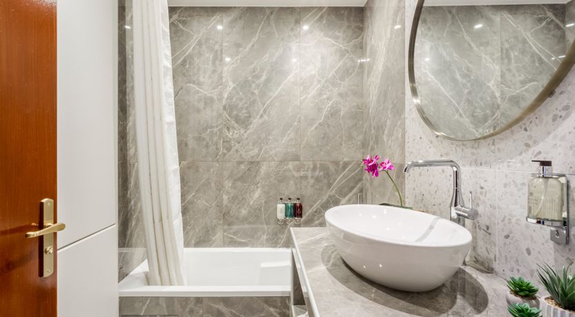 Photo of Date With The Night