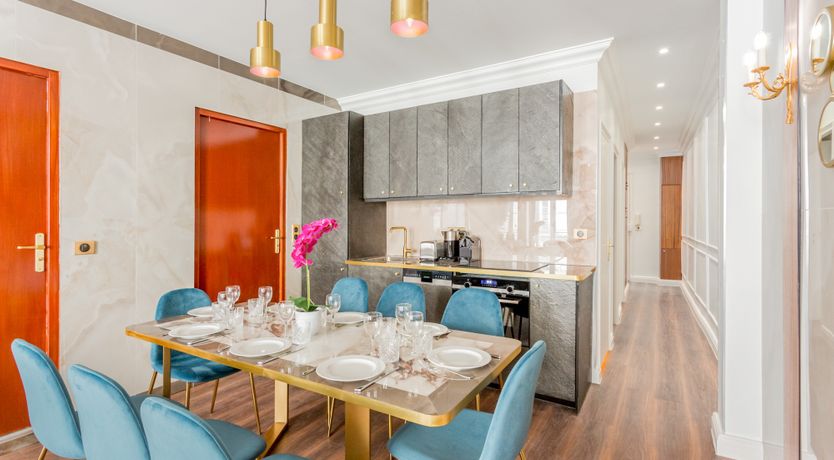 Photo of Date With The Night