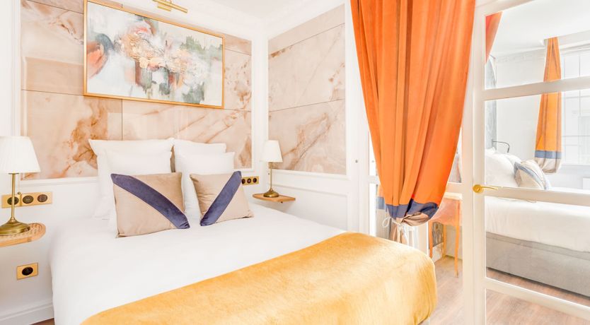 Photo of Date With The Night