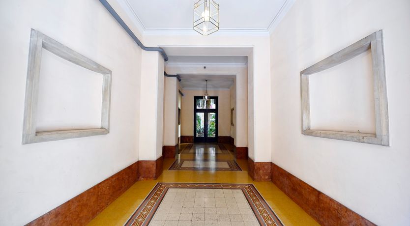 Photo of Jewel in Rome