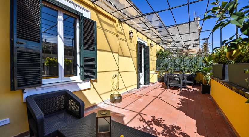 Photo of Jewel in Rome