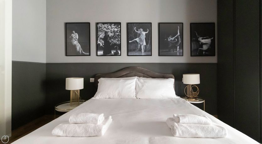 Photo of Milan Embrace