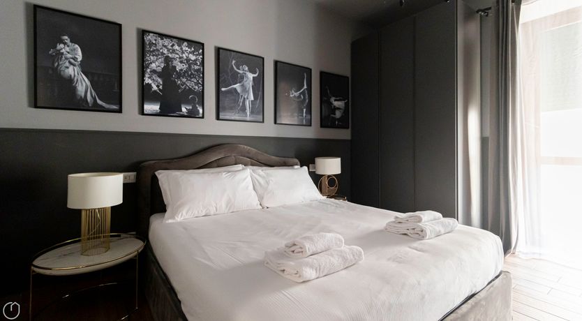 Photo of Milan Embrace