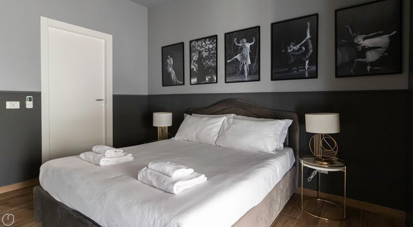 Photo of Milan Embrace