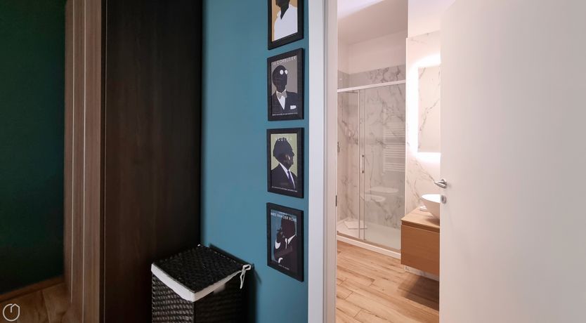 Photo of Milan Embrace