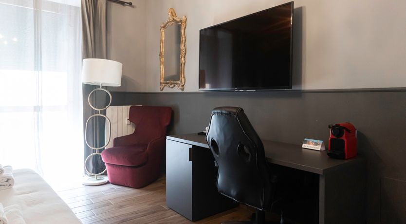 Photo of Milan Embrace