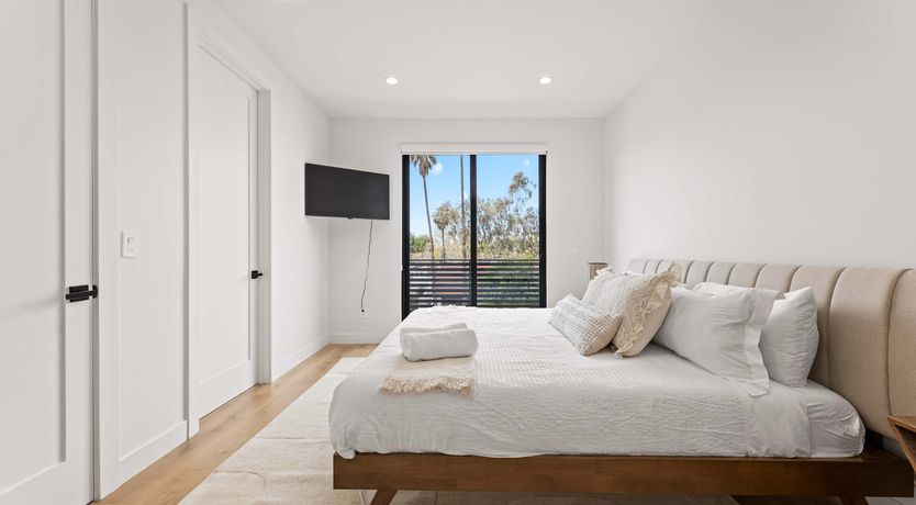 Photo of Valley Village Vibes