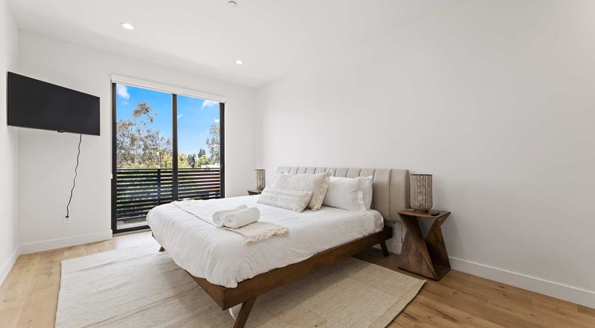 Photo of Valley Village Vibes