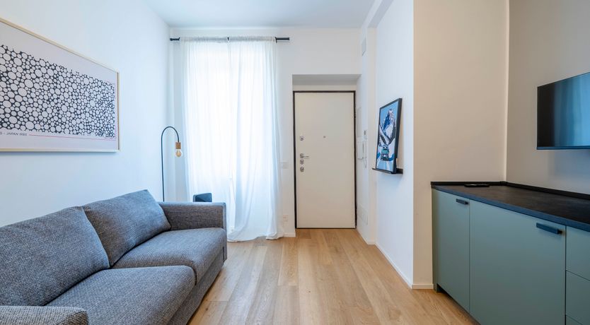 Photo of Sempione Simplicity