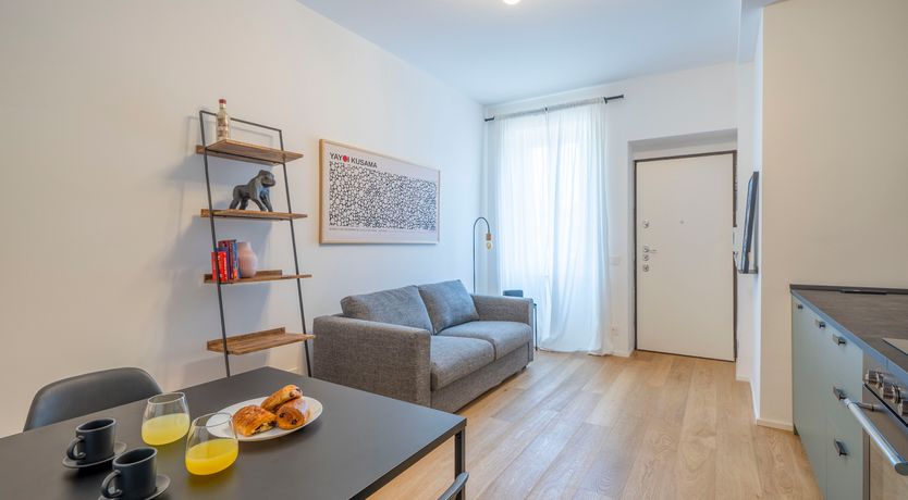 Photo of Sempione Simplicity