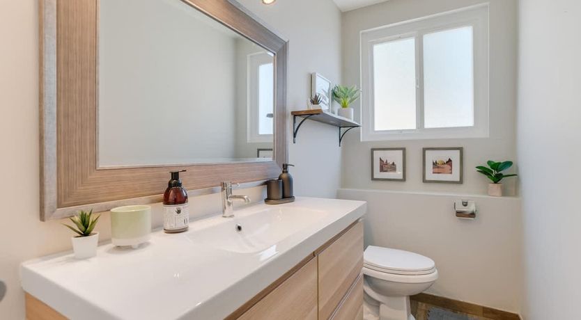 Photo of Woodland Hills Retreat