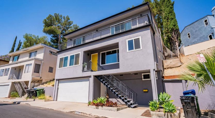 Photo of Woodland Hills Retreat