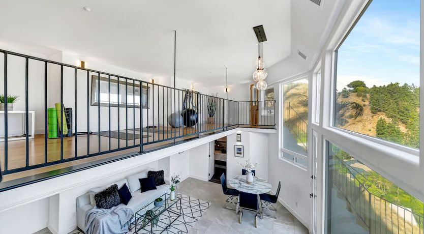 Photo of A Hollywood Star