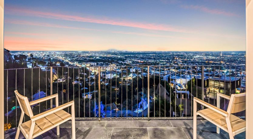 Photo of A Hollywood Star