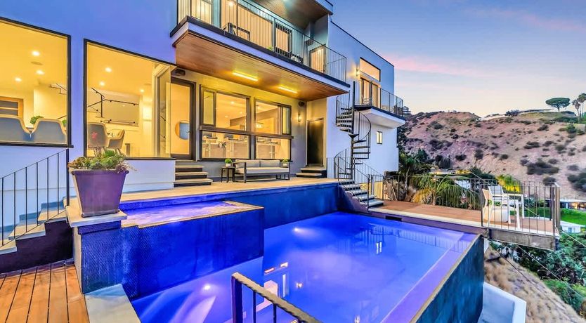 Photo of A Hollywood Star