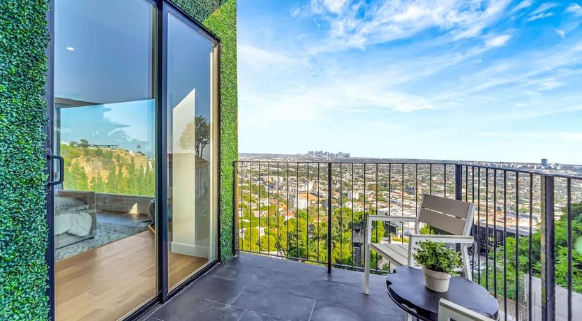 Photo of A Hollywood Star