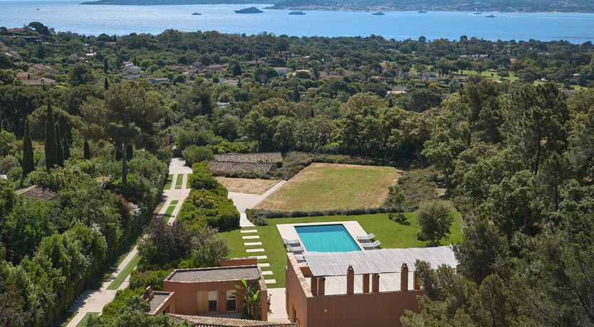 Photo of Vivid Stone