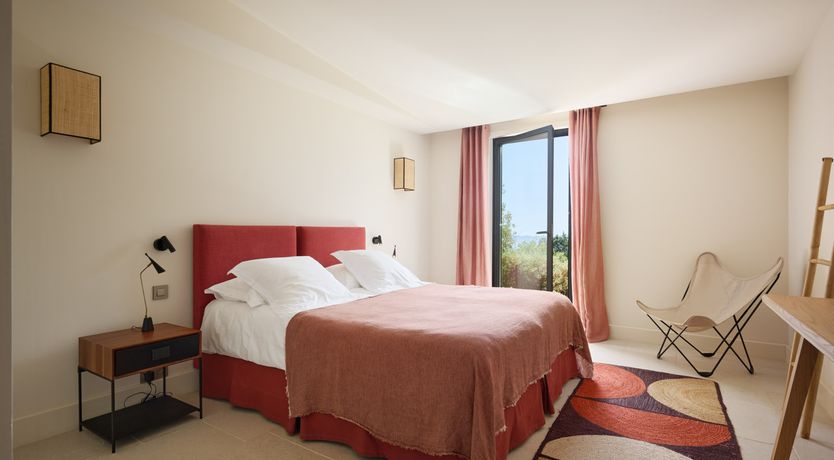 Photo of Vivid Stone