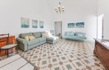 Pescoluse Pearl Holiday Home