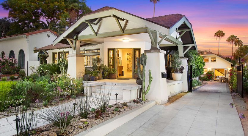 Photo of Golden Hour in Hollywood