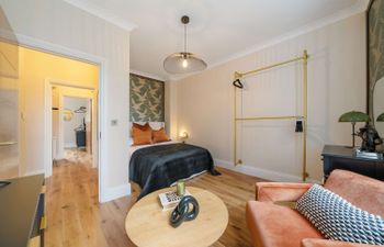 Golden Dome Holiday Home