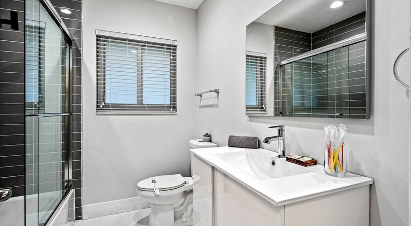 Photo of Paradise Grotto