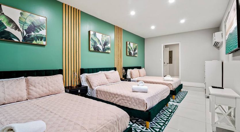 Photo of Paradise Grotto