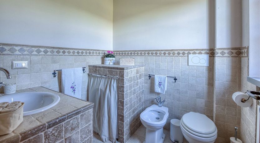 Photo of Tuscan Barn Retreat